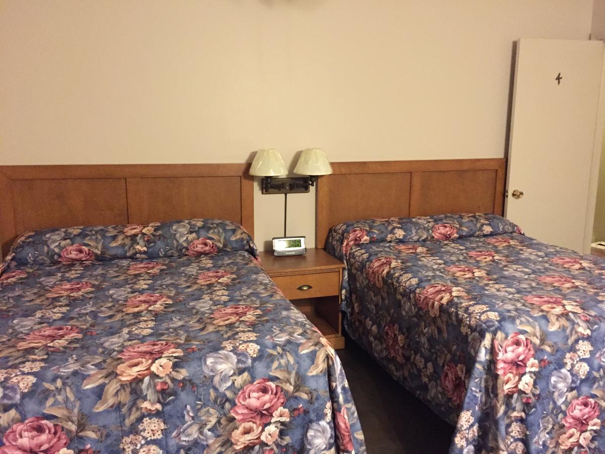 Hotel Motel Arnold Woburn エクステリア 写真